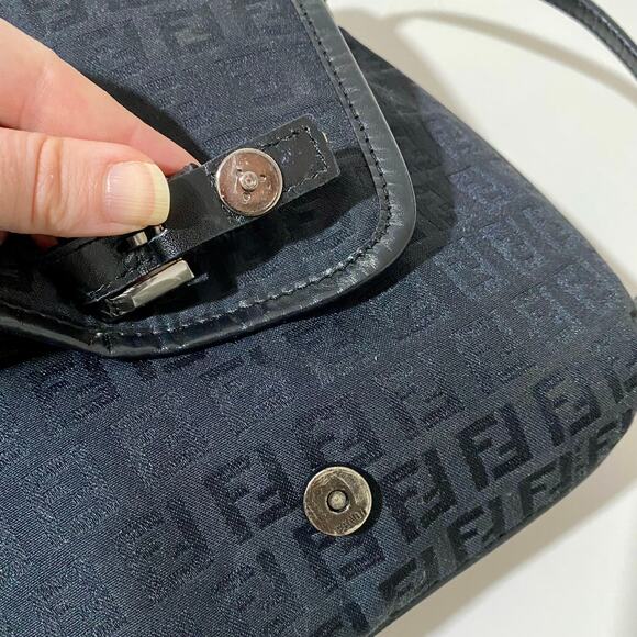 Fendi FF Zucca Logo Zucchino Monogram Canvas Shoulder Bag Purse Vintage Y2K 90's - Picture 7 of 16